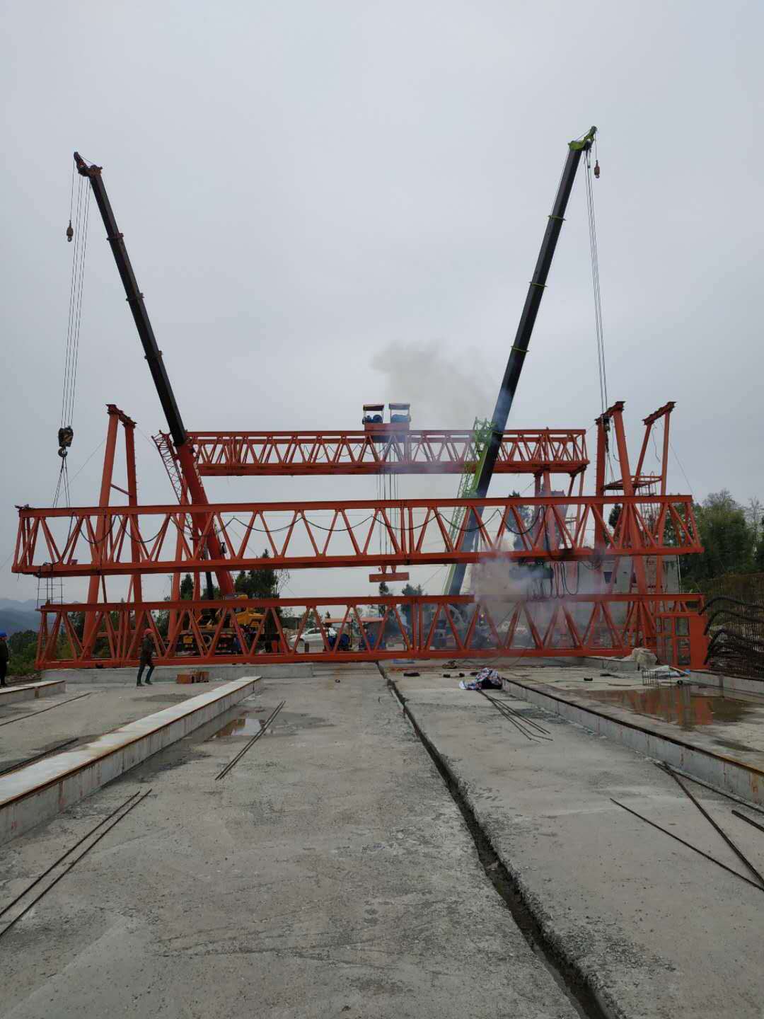 路橋架橋機(jī)鋼絲繩_公路架橋機(jī)JQJ160T-40M選對鋼絲繩的重要性